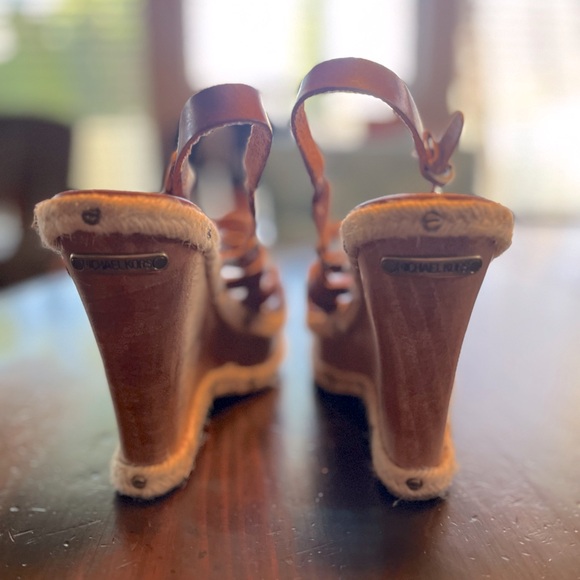 Size 7.5, Michael Kors, Carmel colored wedges - Picture 5 of 8